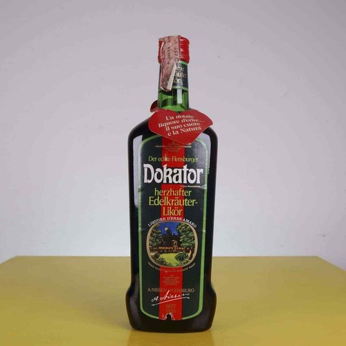 Bottiglia liquore amaro alle - amaro,