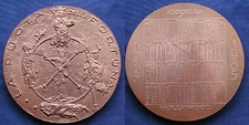 ARTISTIC MEDALLION CALENDAR