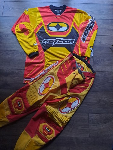 Comoleto motocross travis - comoleto,