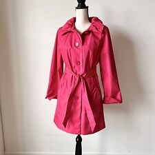 Trench coat con cintura fucsia