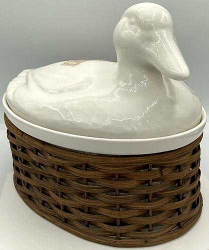 Casseruola coperta nido anatra