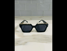 Occhiali da sole Louis Vuitton Millionaire 1.1 Z1165E nero oro nero occhiale 18