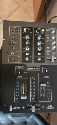 Mixer mackie 2 - dj, d.2