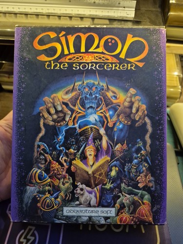 Simon the sorcer - simon,