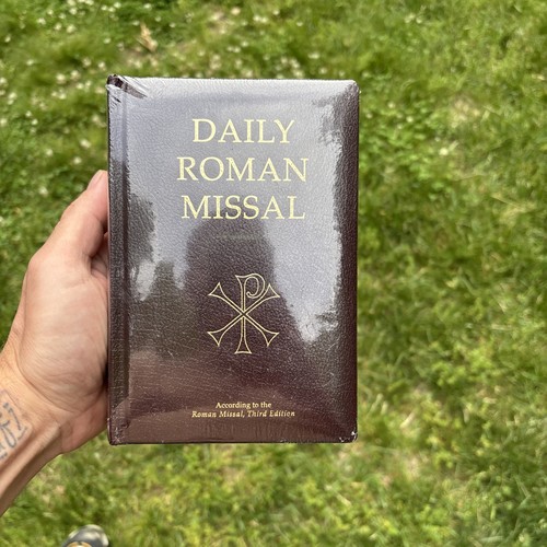 Daily roman missal - daily, black