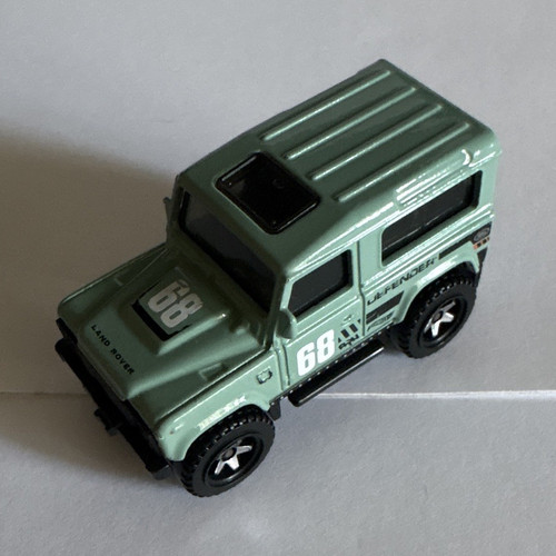 Hot wheels land rover defender - hot,
