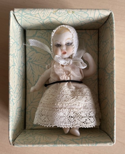 Bambola porcellana vintage - bambola,