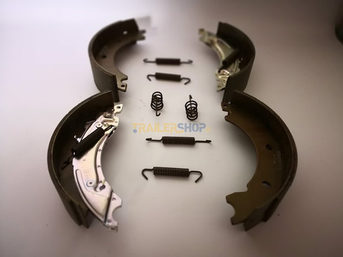 Kit pezzi ceppo freno knott - 4,