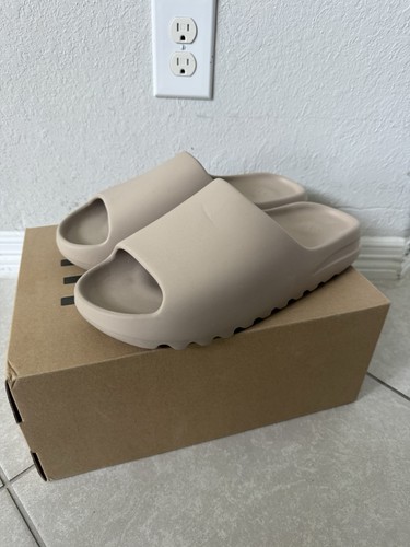 Nuove adidas yeezy slide pure - adidas,