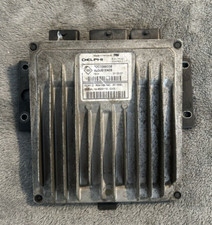 ECU CALCULATEUR MOTEUR RENAULT