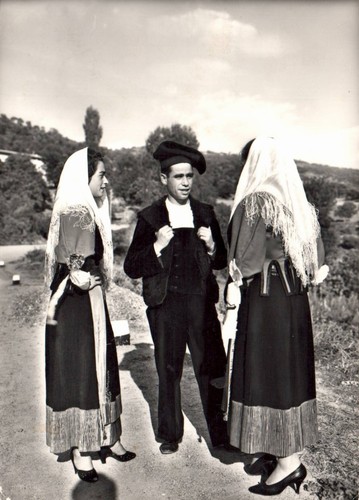 Sassari ollolai costume - sassari,