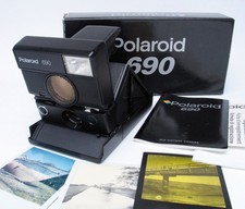 Fotocamera istantanea reflex