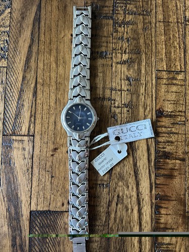 Gucci quartz vintage women - gucci,