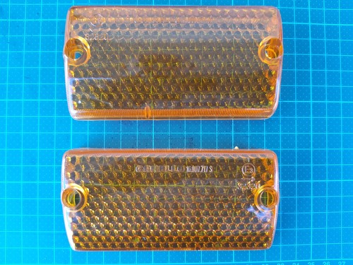 Coppia plastiche fanalini - plastiche,