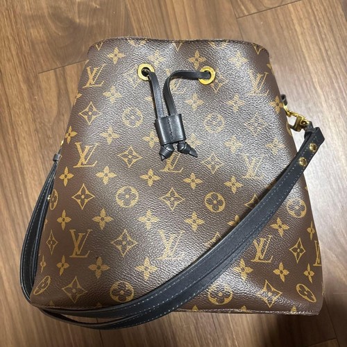 Borsa tracolla louis vuitton - a,