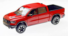 1:24 Dodge RAM 1500 Crew Cab