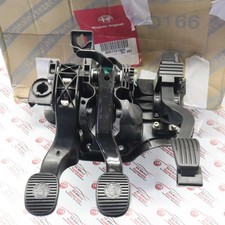 PEDALIERA ALFA 147-GT 1.9 JTD