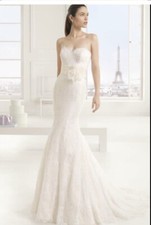 Abito da sposa senza spalline