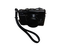 FUJIFILM X10 12MP Digital