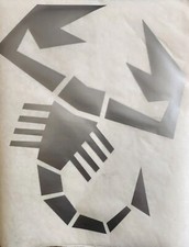 ADESIVO SCORPIONE ABARTH  PER AUTO COLORE GRIGIO MISURA 19x24cm