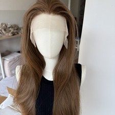 Parrucca lunga liscia marrone