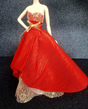 Barbie bambola Holiday 2015 Magia delle Feste Mattel chr76 only red dress