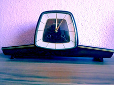 Antico orologio da ufficio