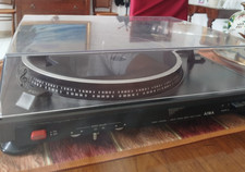 GIRADISCHI AIWA MODEL No