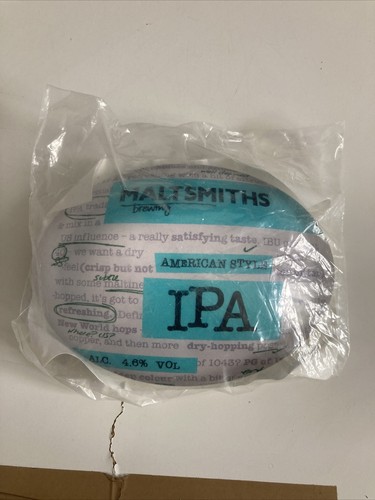 Round beer pump badge - badge, fish