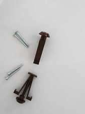 2 Funghetti e 4 viti per porta