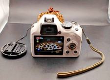 Fotocamera digitale bridge