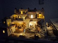 presepe orientale fatto interamente a mano