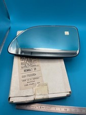 Glace de rétroviseur gauche