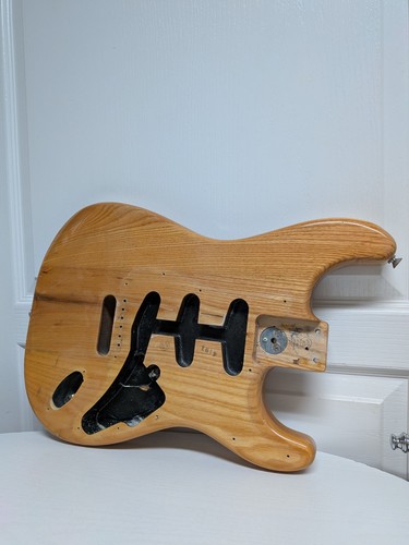 Fender stratocaster natural - natural, 3