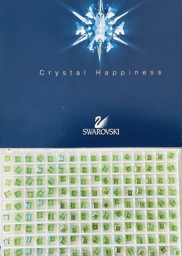 Swarovski cube 5601 peridoto - cube,