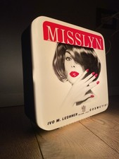 🔺Insegna Luminosa Misslyn