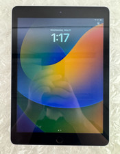 Apple iPad 5th Gen 32GB 9.7"