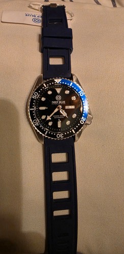 Deep blue precision - precision, diver