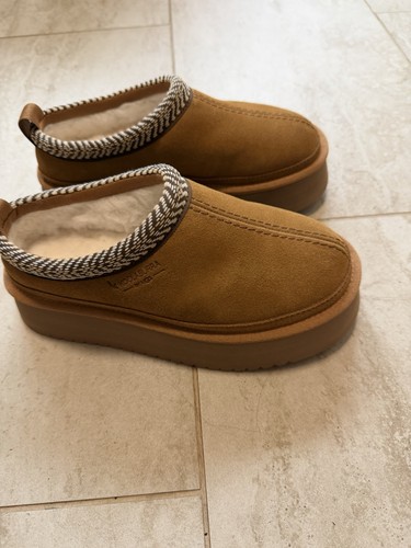 Nuove pantofole koolabura ugg - nuove,