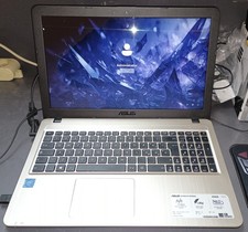 Portatile ASUS X540 4GB RAM DDR3 SSD 256GB BATTERIA PERFETTO  WIN 11 USO UFFICIO