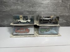 4 auto JAMES BOND collezione