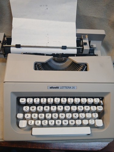 Olivetti lettera manual - 25,