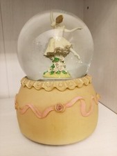 Palla Di Neve Con Carillion a