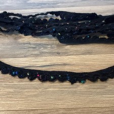 Bordo all'uncinetto nero