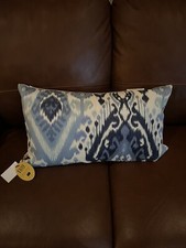 Cuscino ikat blu - panna, nuovo