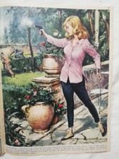 Anita Ekberg Spara Con Una Scacciacani Disegno Walter Molino 1963 Grand Hotel 