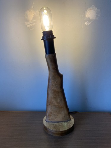 Gun stock lampada riciclata - gun,