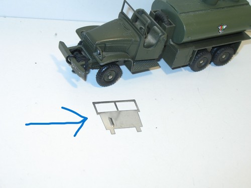 R37 dinky toys - pare, brise