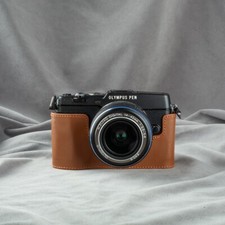Custodia per fotocamera in vera pelle fatta a mano per Olympus E-P5 EP5 marrone