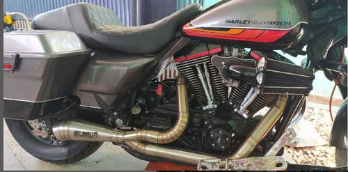 Harley touring bagger - touring,